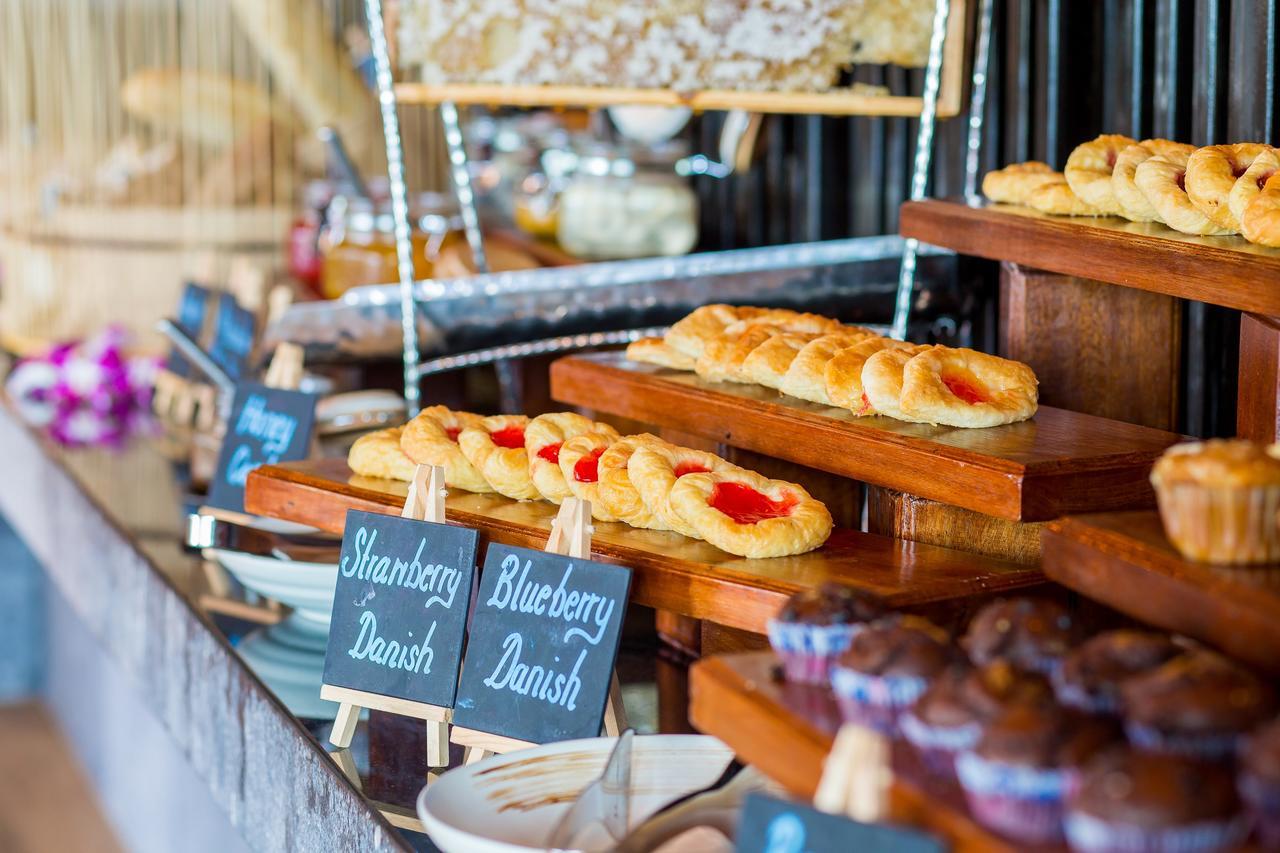 Fusion Suites Phuket Patong Bagian luar foto Danish pastry